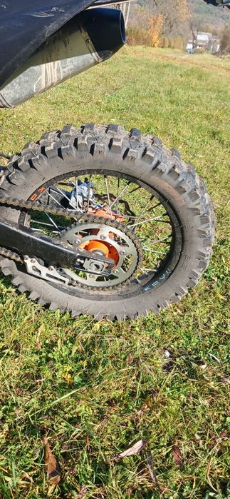 Продам кові адванс 250 в гарному стані