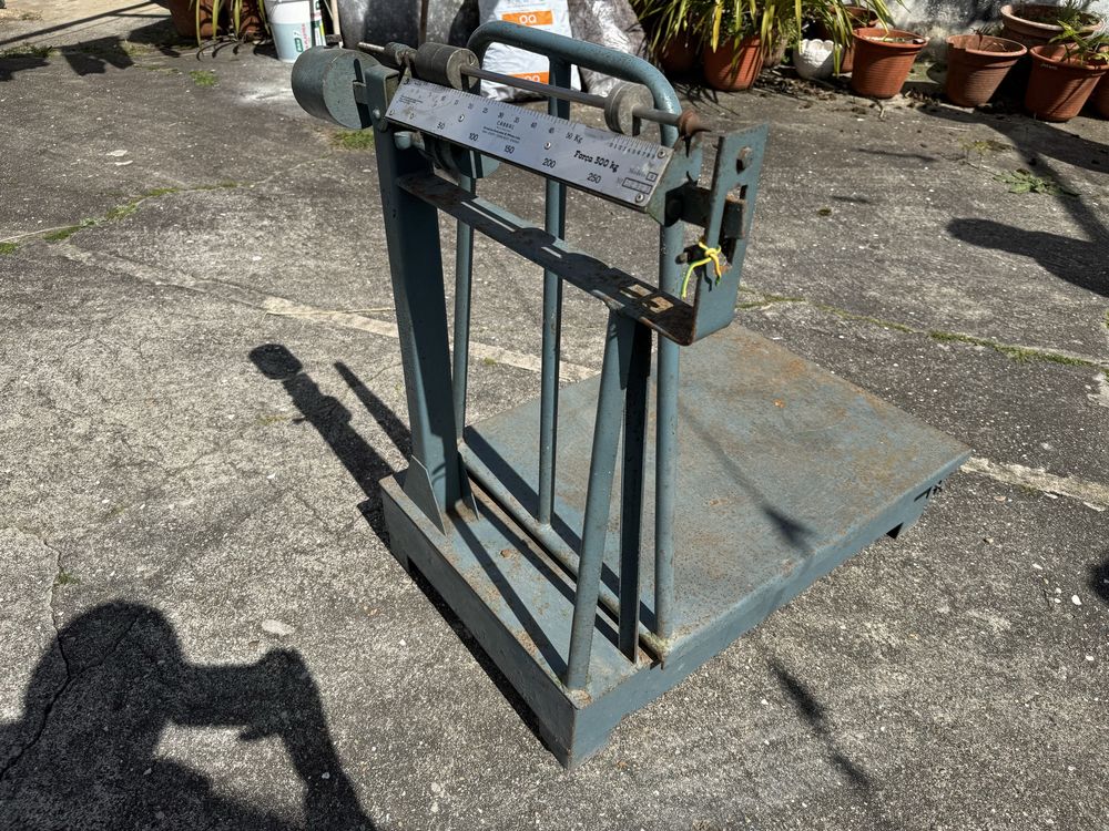 Balança 300kg e semeador