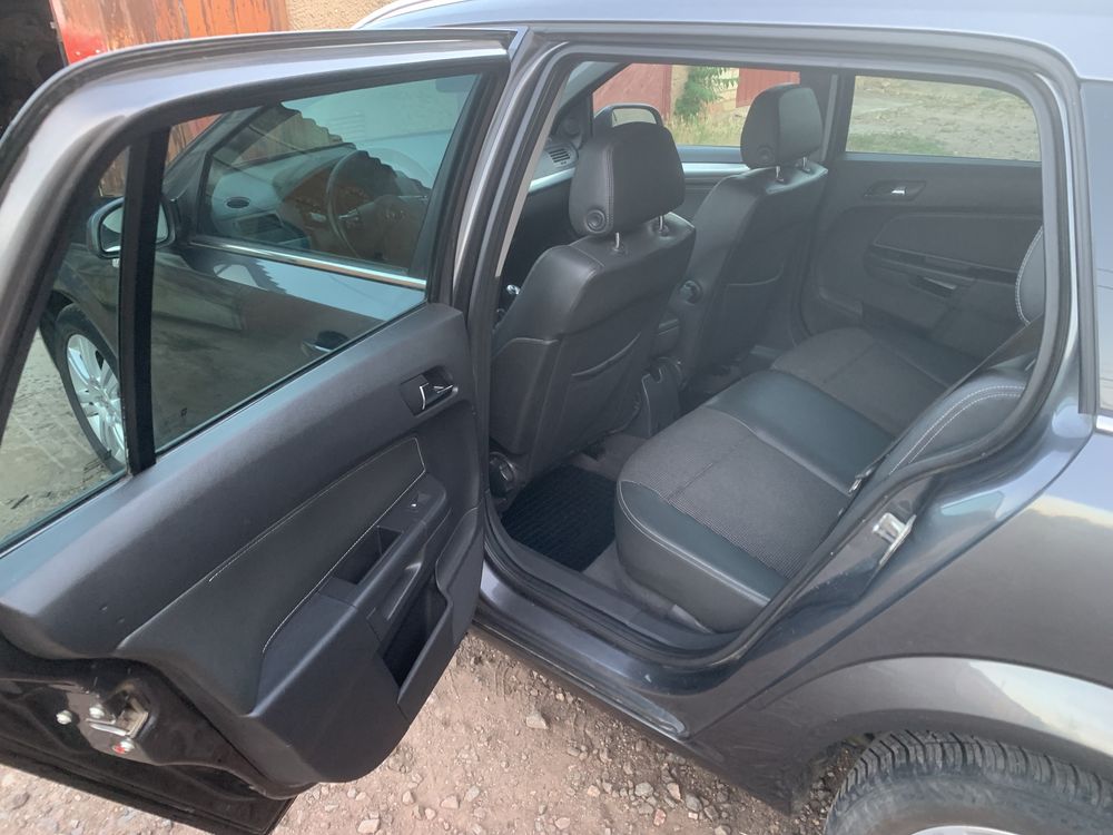 Opel Astra H 2009 рік