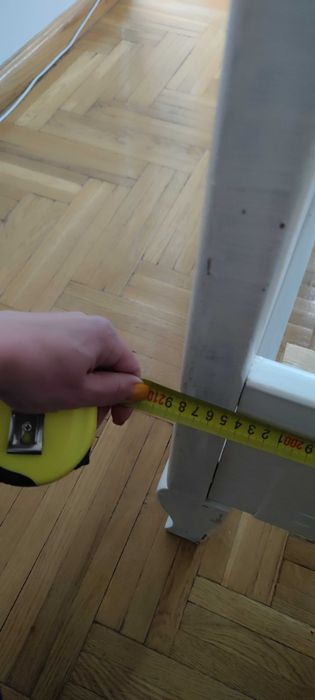 Продаю два односпальні ліжка