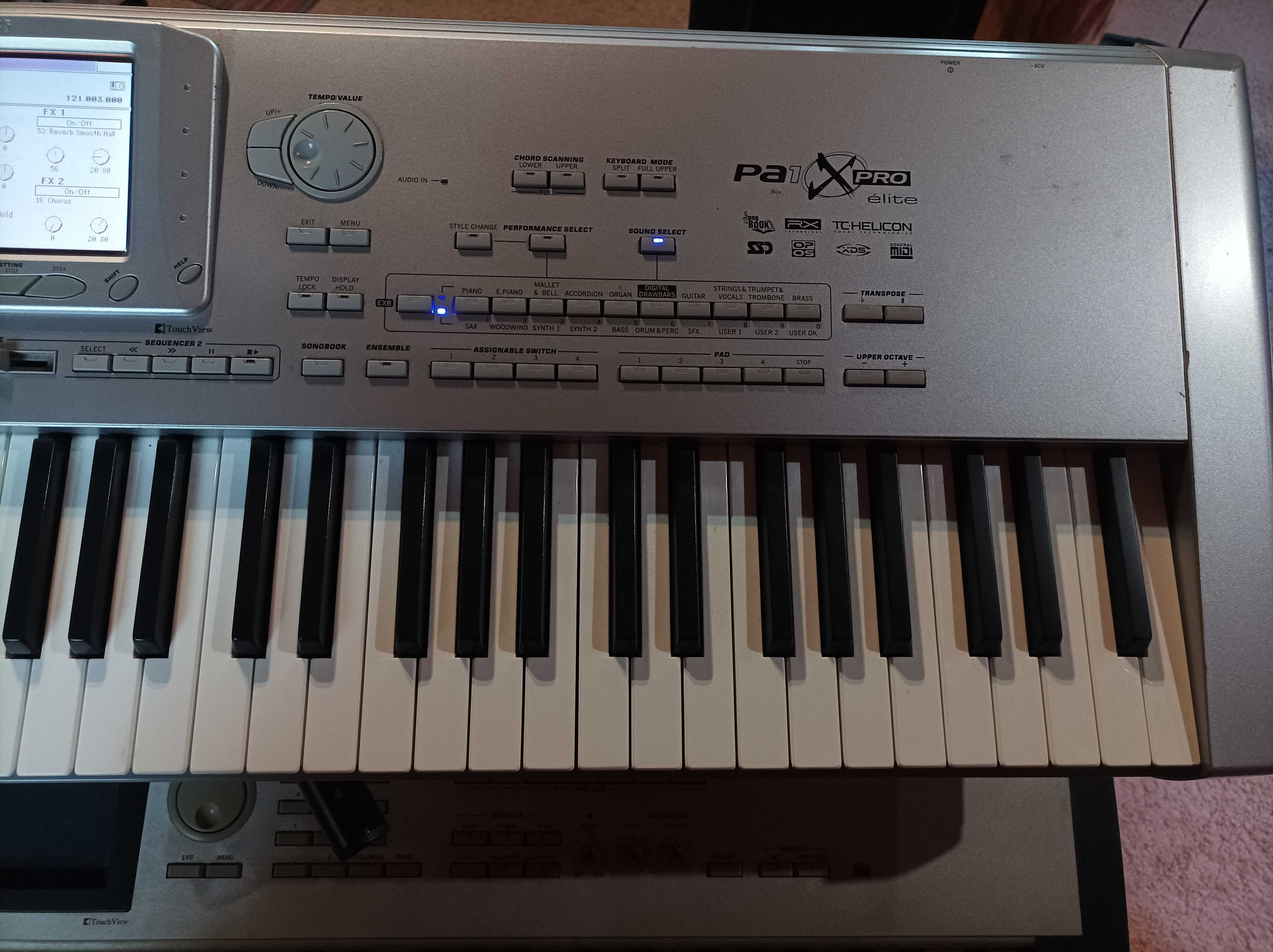 Sprzedam keyboard Korg Pa1x