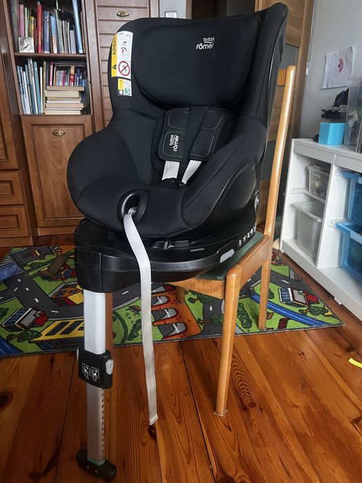 Britax Dualfix M iSize Fotelik RWF 0-18kg 61-105cm