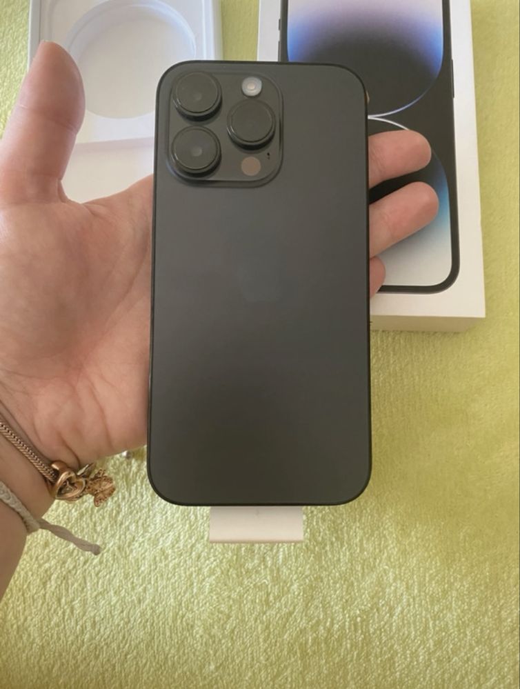 iPhone 14 pro novo