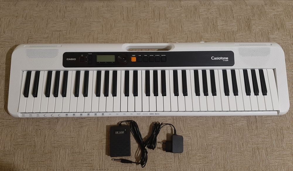 Синтезатор Casio CT - S200