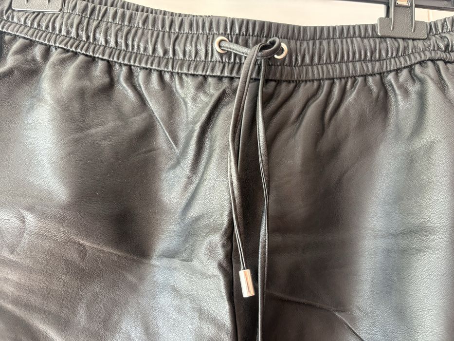 Spodneki eko skora New Yorker