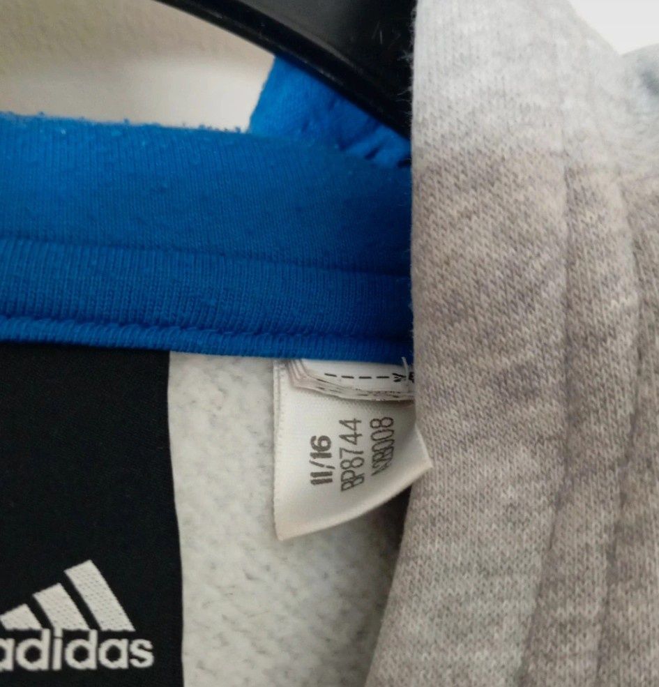 Casaco adidas com fecho