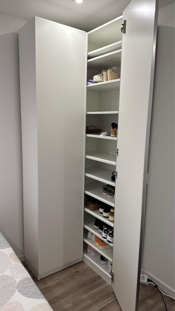 Roupeiro/sapateira PAX IKEA