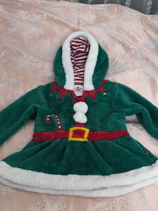 Świąteczna sukienka Mikołaj święta  pięknie zdobiona roz  4-5 miesięcy