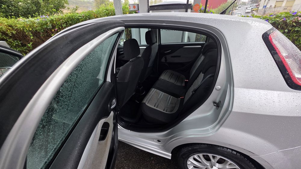 Fiat  Punto Evo 1.4 16v só 115 000kms