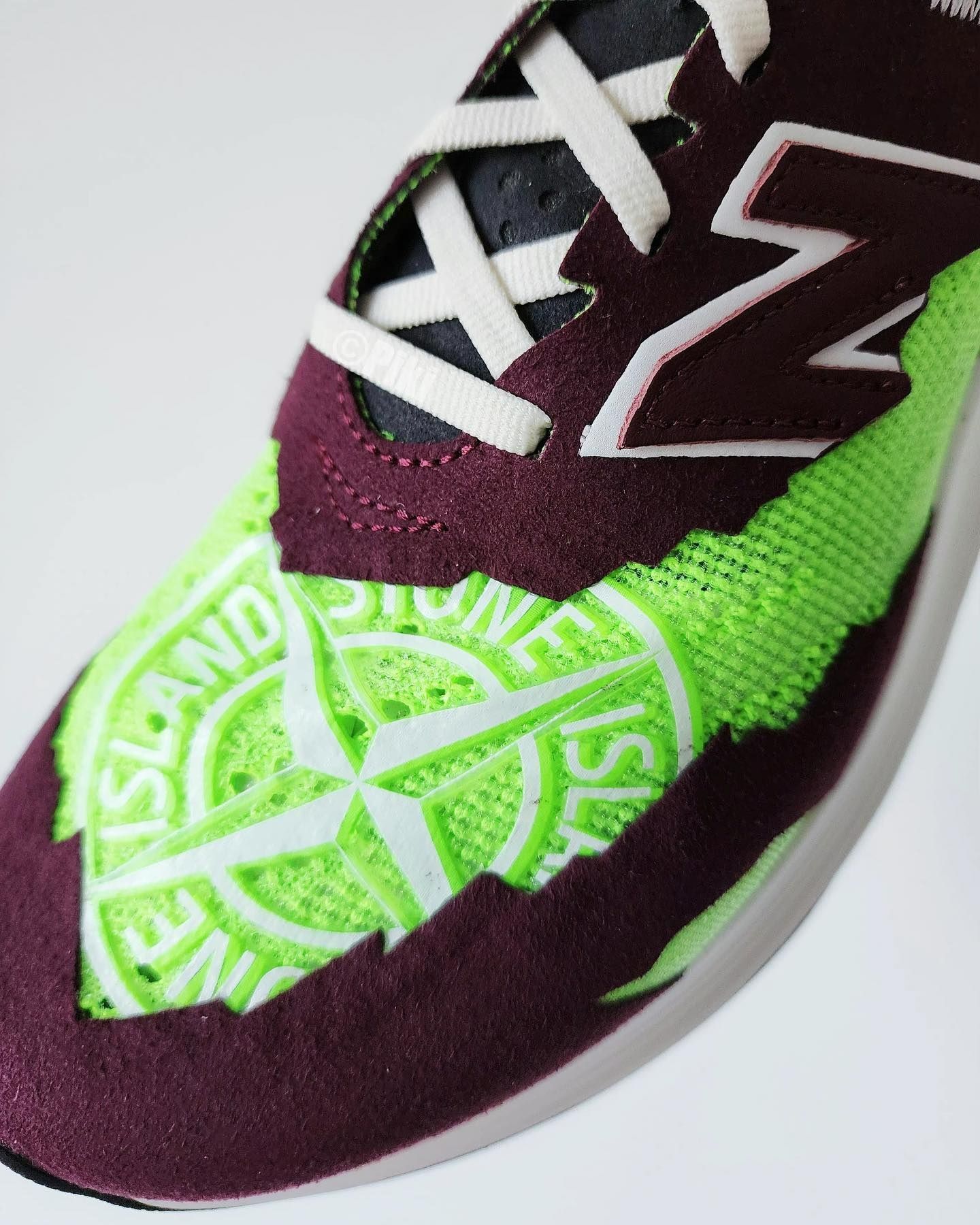 New Balance x Stone Island Tokyo Design Studio FuelCell RC Elite 44