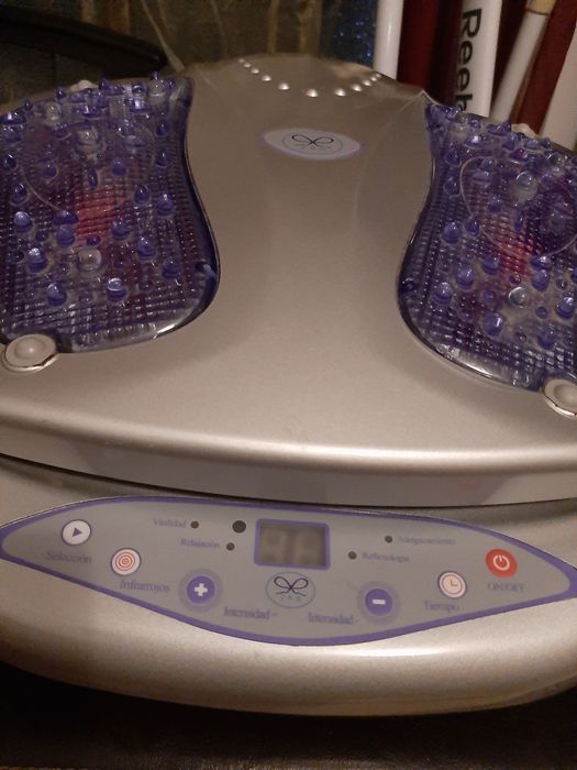 Massajador pés, plataforma vibratória.