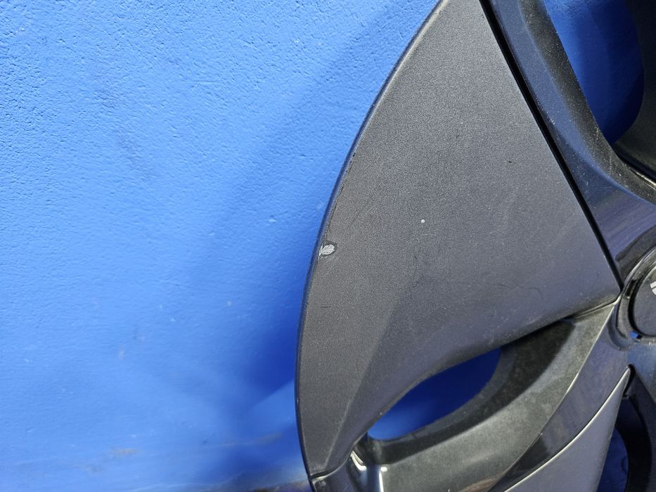 KOŁPAK szary 18" TESLA oryginał dekielek