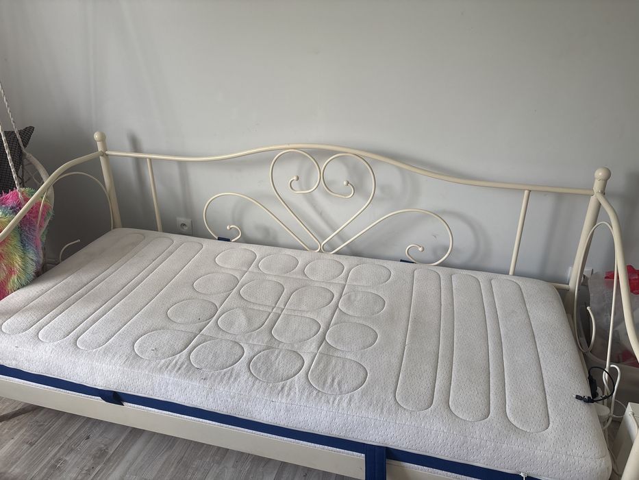 Lozko ikea z materacem
