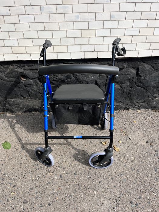 Ходунки на колесах ХкД-03