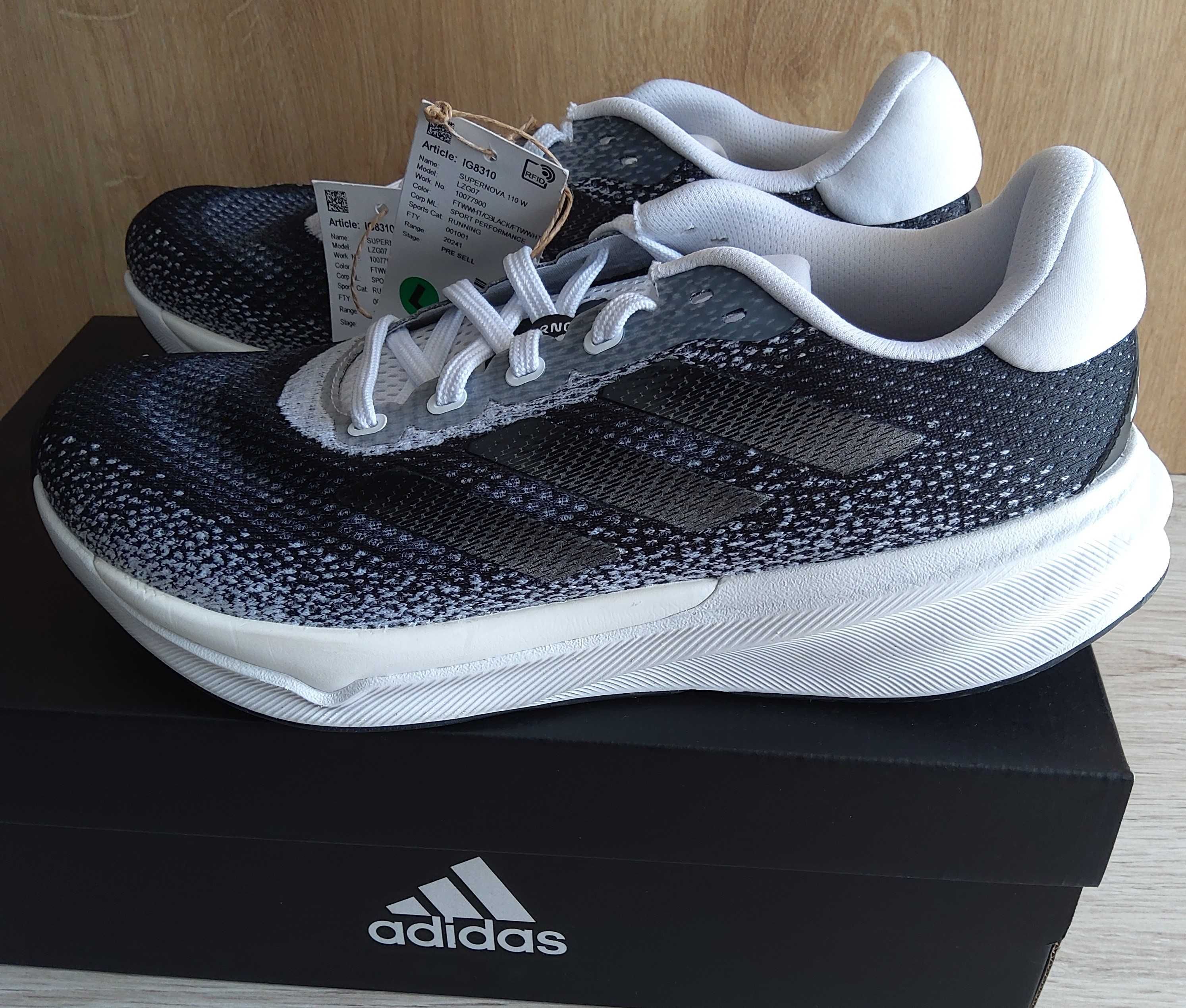 Damskie buty do biegania Adidas Supernova 110 W r. 38 2/3 IG8310