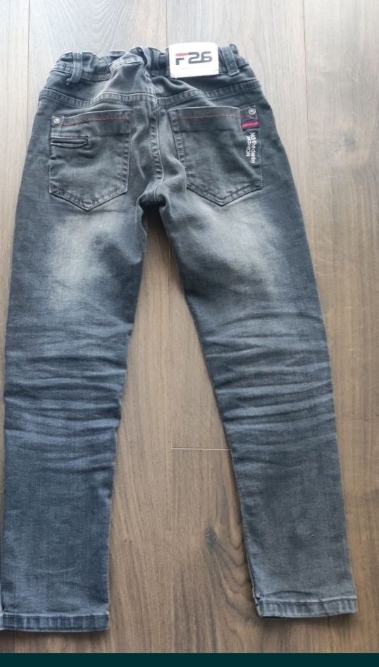 Spodnie jeans 128 jeansowe