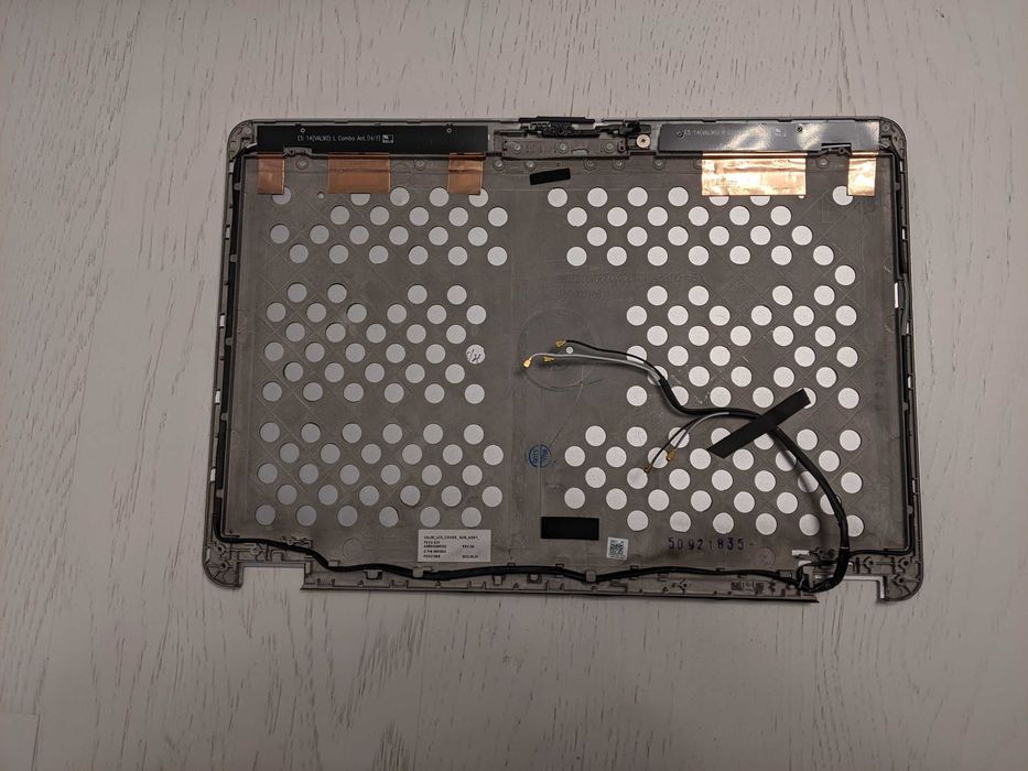 Крышка экрана  верхняя часть корпуса Dell E6440