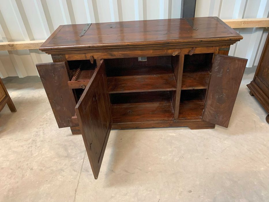 Kolonialna komoda akacja azjatycka ciemny brąz. Możliwość dostawy.