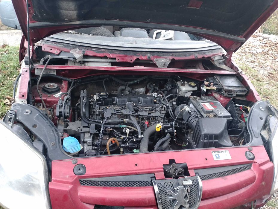 Пежо партнер після дтп