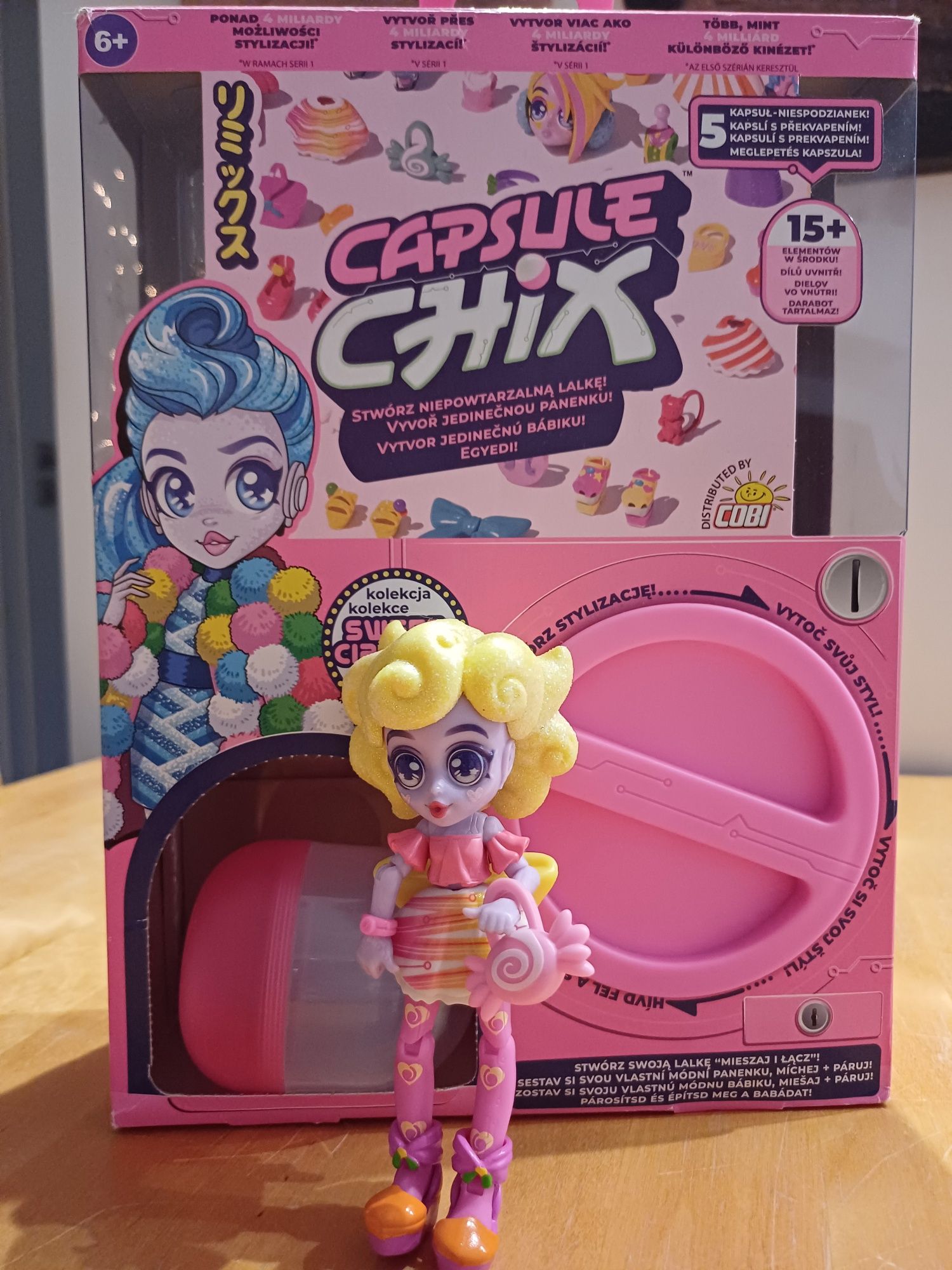 Capsule Chix Cobi