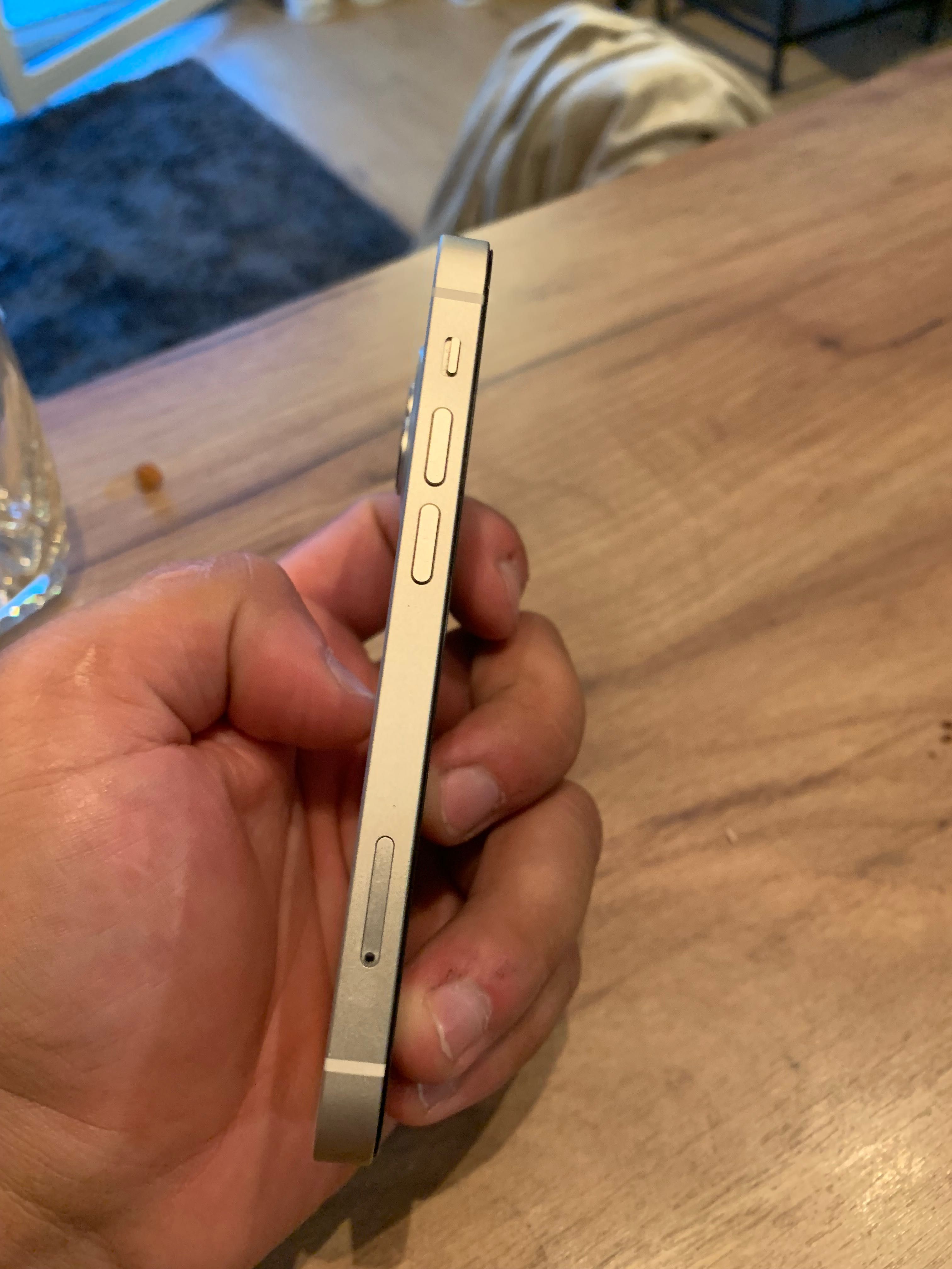 iPhone 13 mini. 128GB