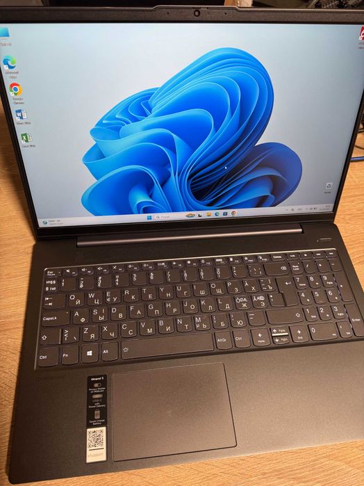 Ноутбук Lenovo ideapad 5   І3-11-го покоління як новий!