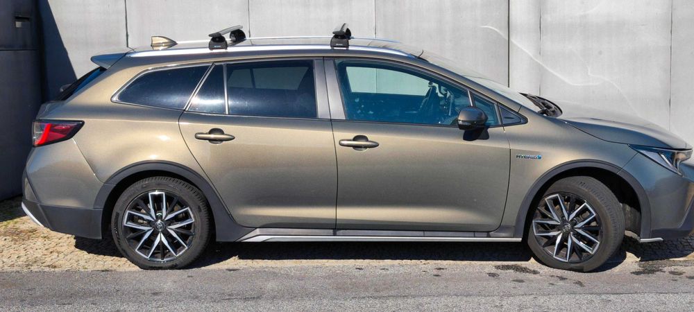 Toyota Corolla Hybrid  2.0 - Trek