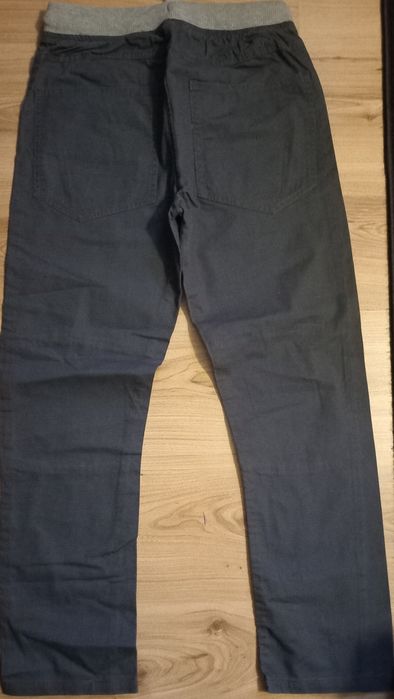 Spodnie chłopięce r.164