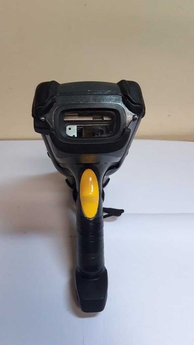 Захищений термінал збору даних Motorola MC9090-G з 1D, CE5.0