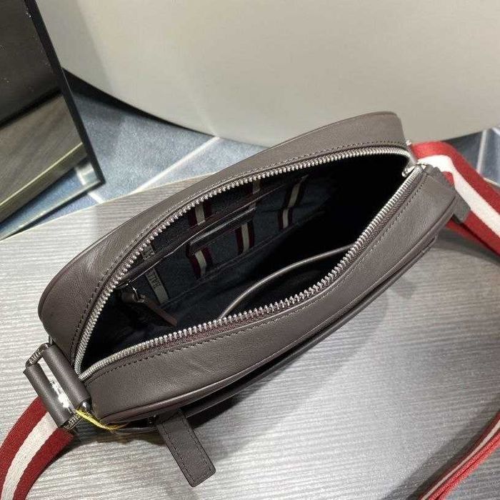 Кожаная сумка Bally. Через плечо. Оригинал. Новая