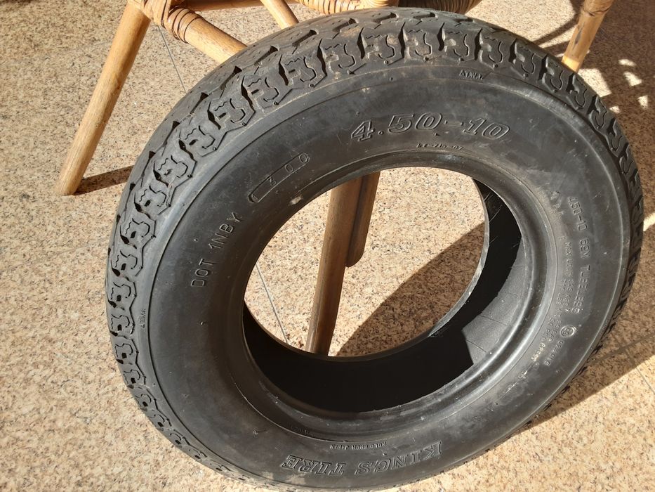 Vende 1 pneu remorque 4’ 50 10 bom estado