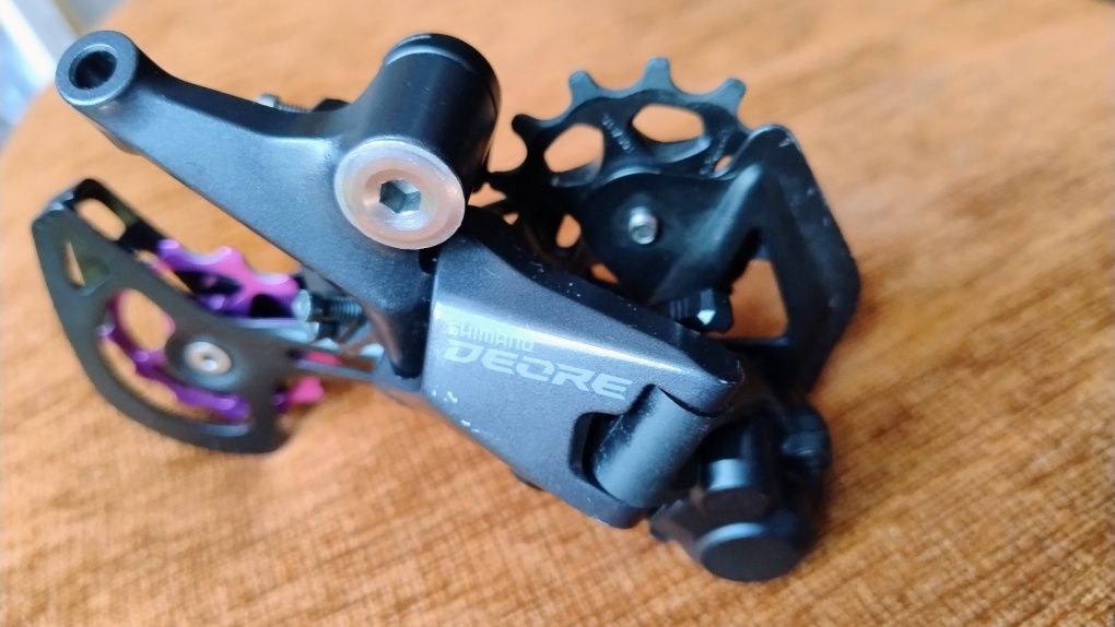 Przerzutka tył Shimano Deore rd-m5100
