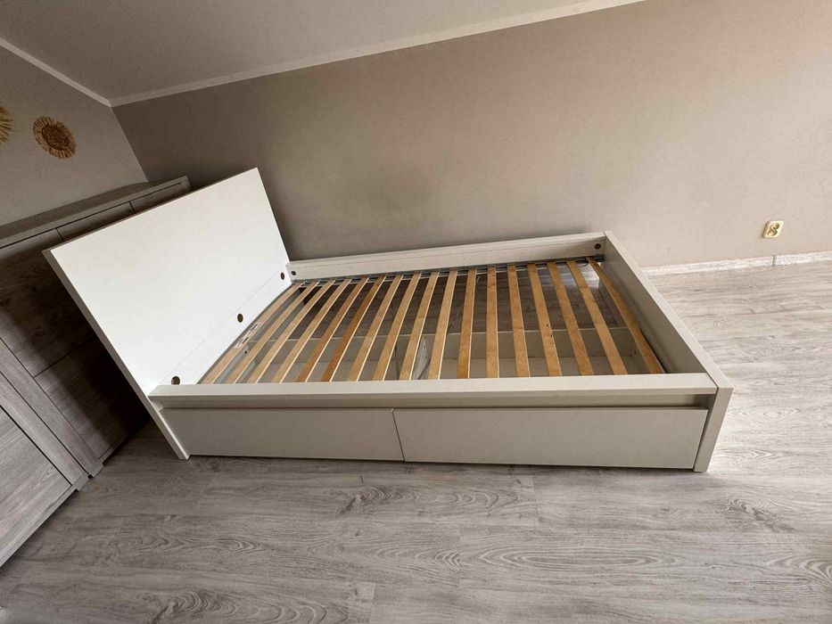 Łóżko / rama łóżka 120x200 ikea malm