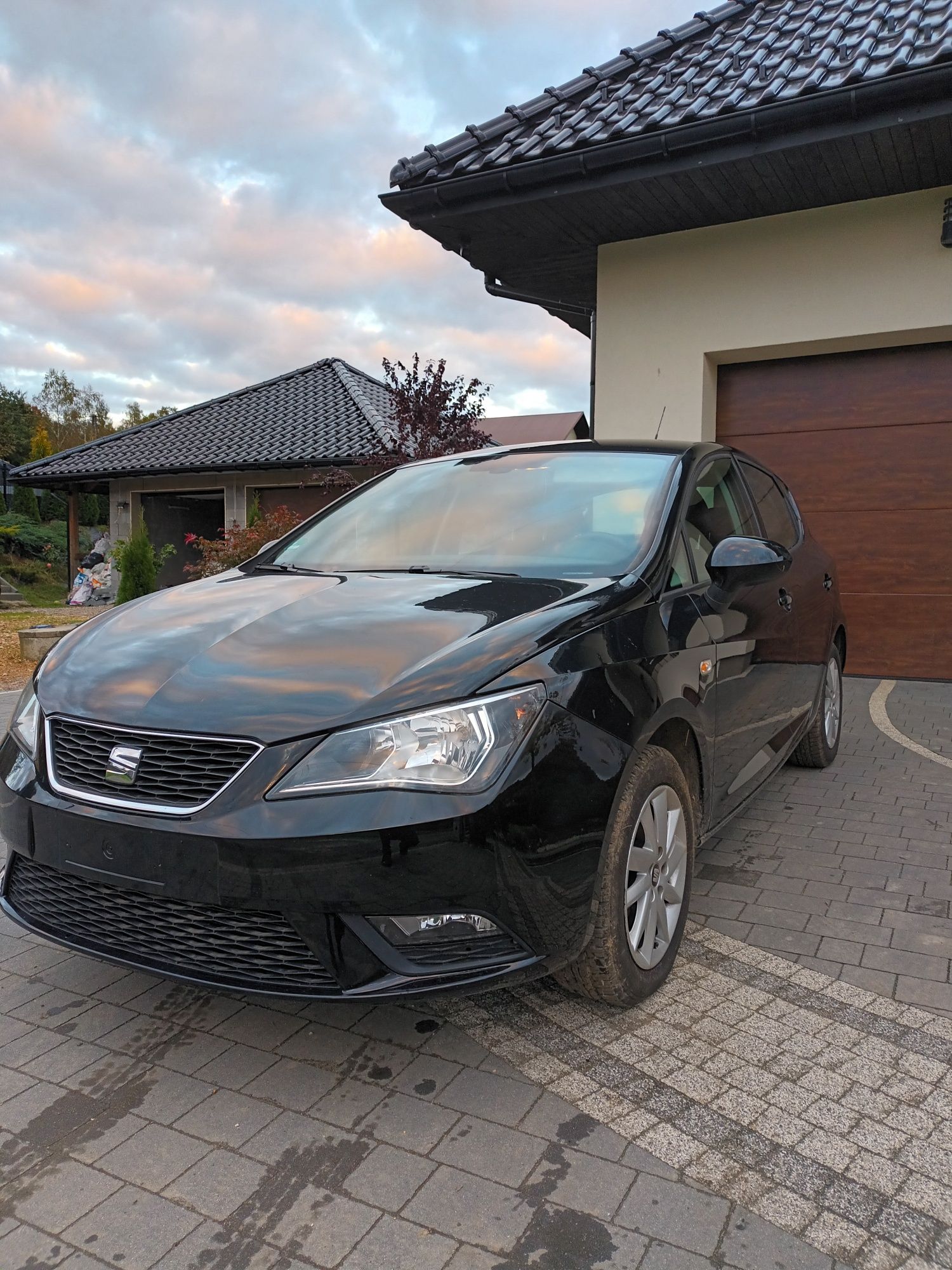 Seat ibiza 1.2 bezyna 12.v  5 drzwi