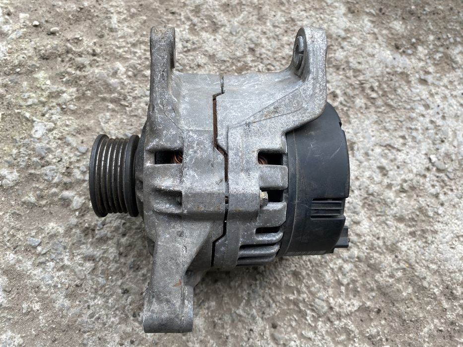 Audi a4b5 a6c5 Passat b5 1.6 alternator 70A