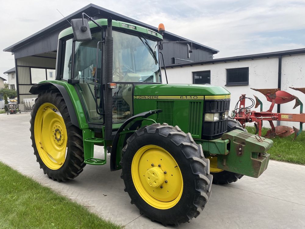 Ciągnik JOHN DEERE 6110 - 80KM - 150cm ROZSTAW wąskie koła