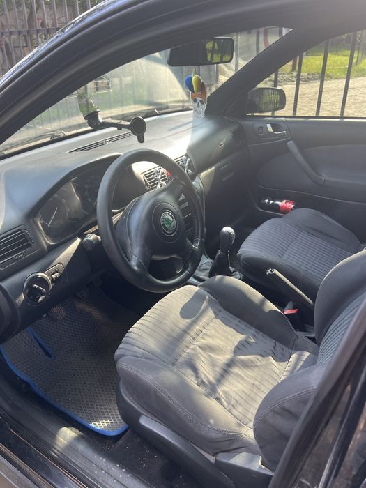 Продам срочно лічне авто skoda octavia tour wts 1.8t AGU 2007