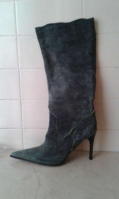 Botas camurça cinzentas
