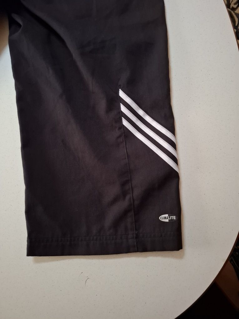 Calções compridos da Adidas