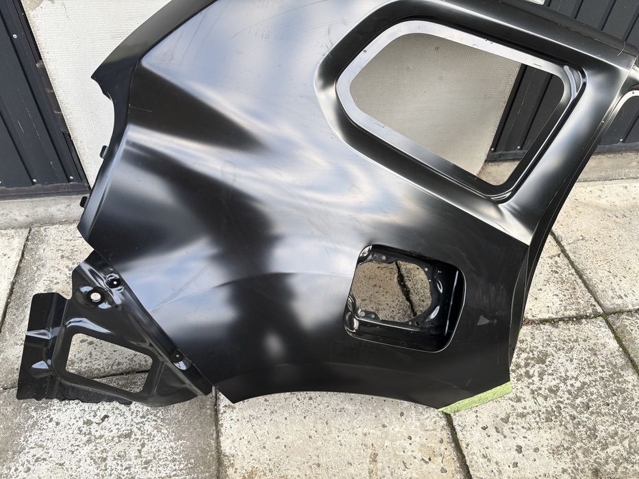 Dacia Duster II 2 17- błotnik prawy tył tylny poszycie błotnika tylne