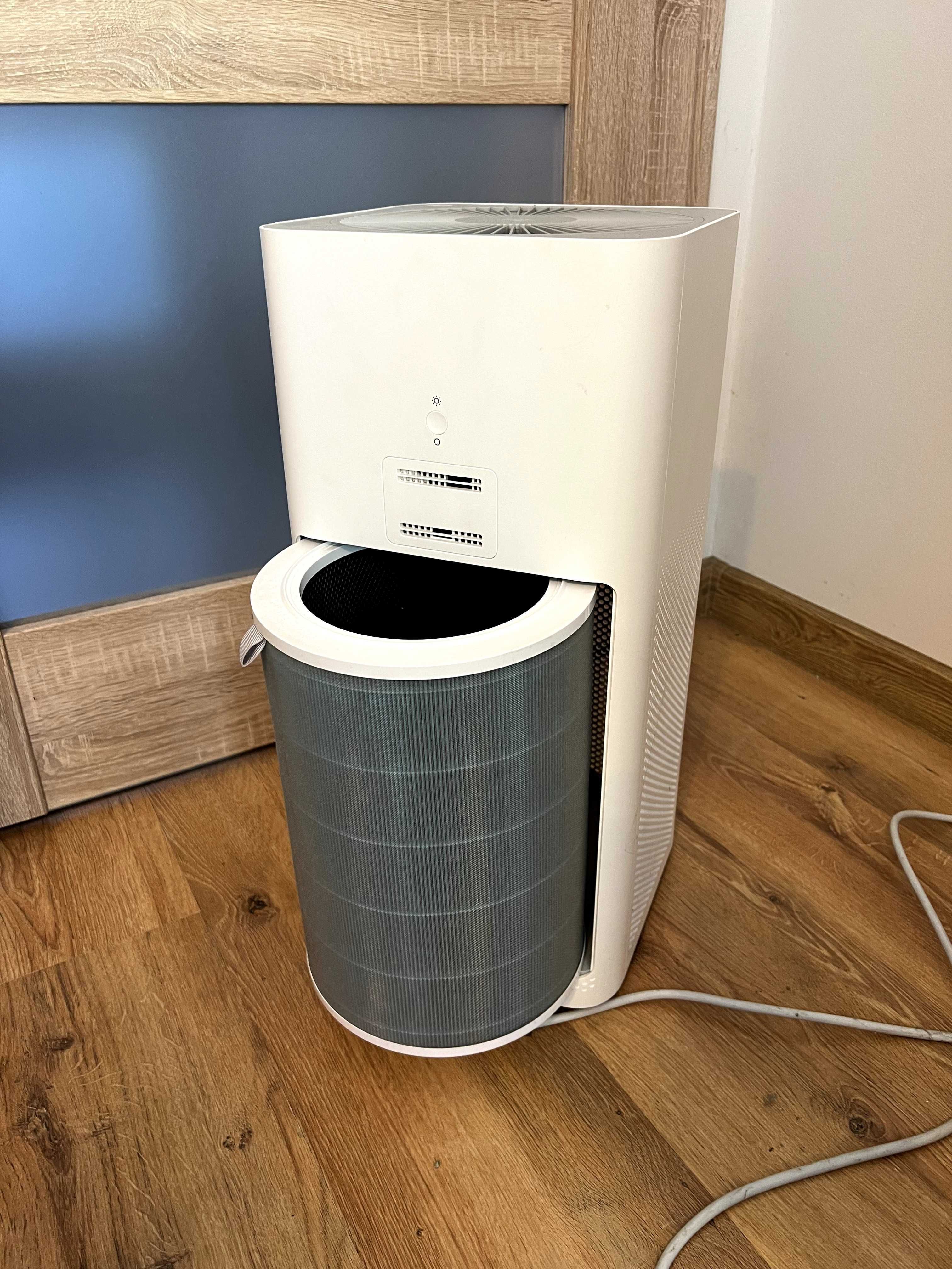 Oczyszcza powietrza Xaomi Air Purifier 2 - mało używany, z filtrem.