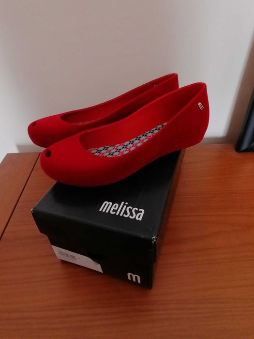 Sabrinas Melissa Ultragirl VIII AD - Flocked Red (T 38)