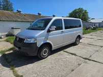 Volkswagen transporter , przeszklony