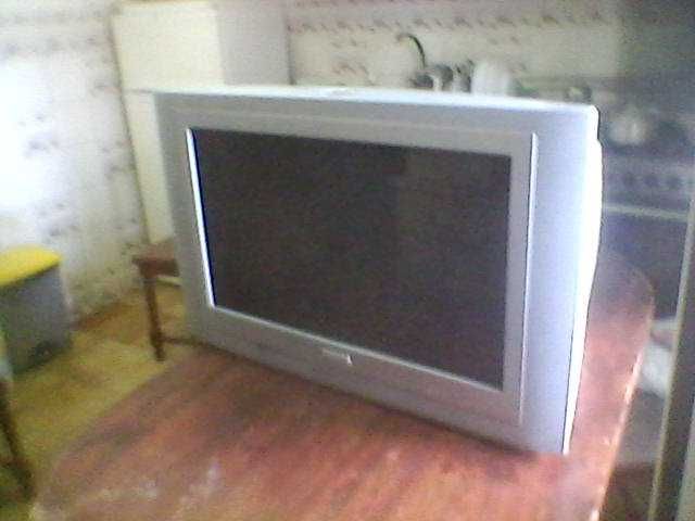 televisão philips usada