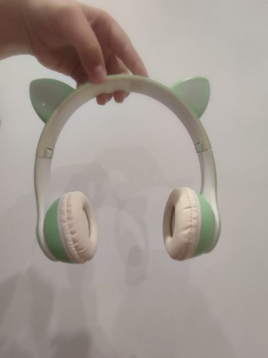 Навушники  Bluetooth cat ear headphones  з підсвіткою