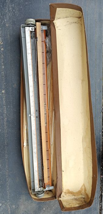 В'язальна машинка Чернівчанка