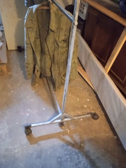 Garderoba, wieszak sklepowy