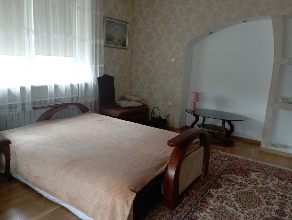 Квартира на 2 осіб, вілно від 01 листопада