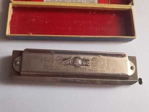 Stara harmonijka Chromatica z pudelkiem