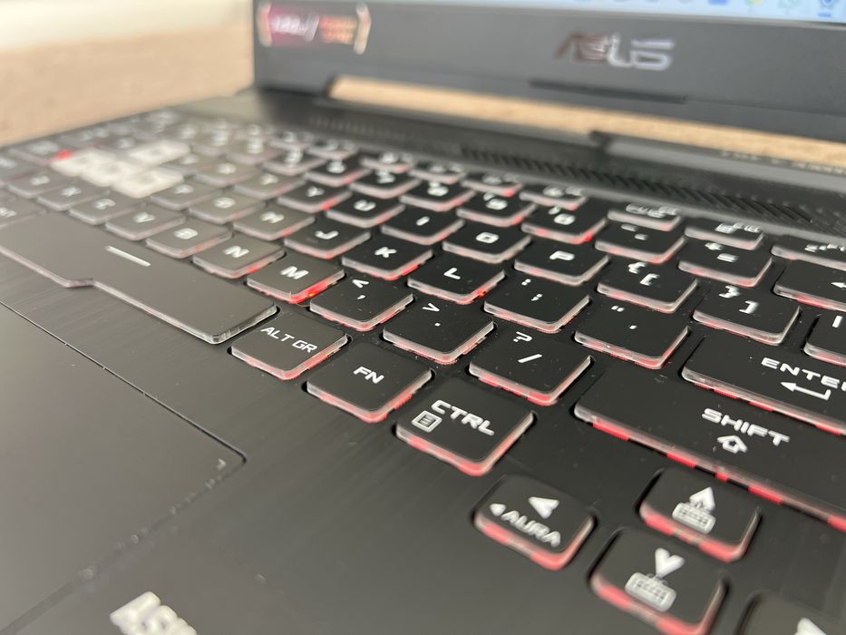 Asus TUF Gaming A15 FA506NC – RTX 3050, Ryzen 5, 16 GB RAM